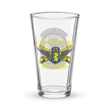 Load image into Gallery viewer, D Trp 4-6 Air Cav Pint Glass
